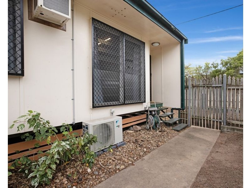 4/8 Price Street, Belgian Gardens QLD 4810