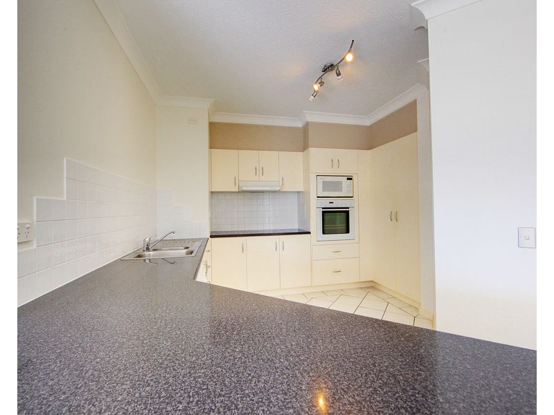 4c/3-7 The Strand, Townsville City QLD 4810