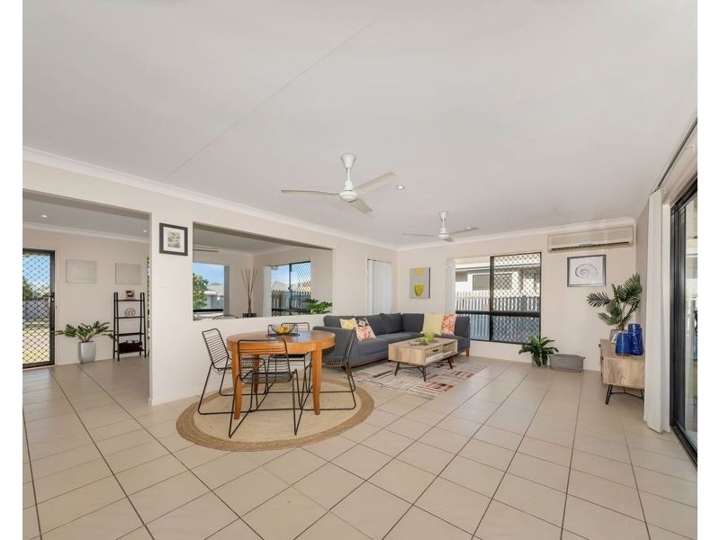 30 Chichester Avenue, Kirwan QLD 4817