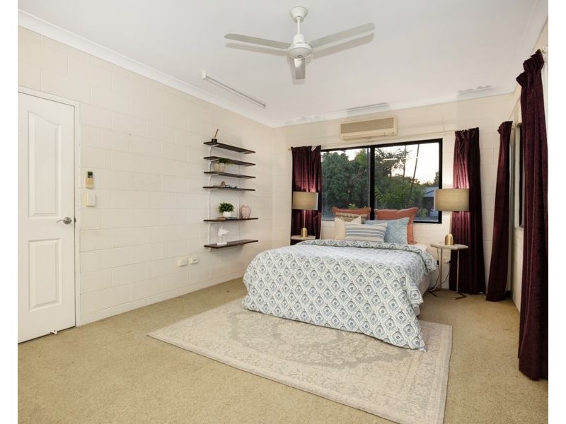 6 Bylong Court, Mount Louisa QLD 4814
