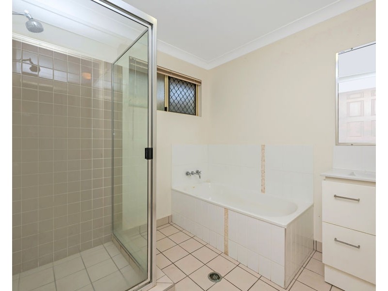 2/22 Ramsay Street, Garbutt QLD 4814