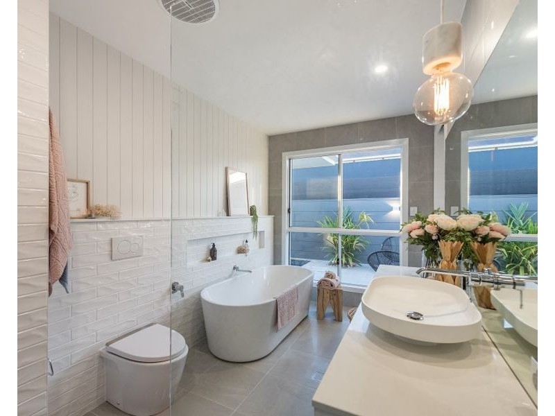 71 Barramundi Circuit, Burdell QLD 4818