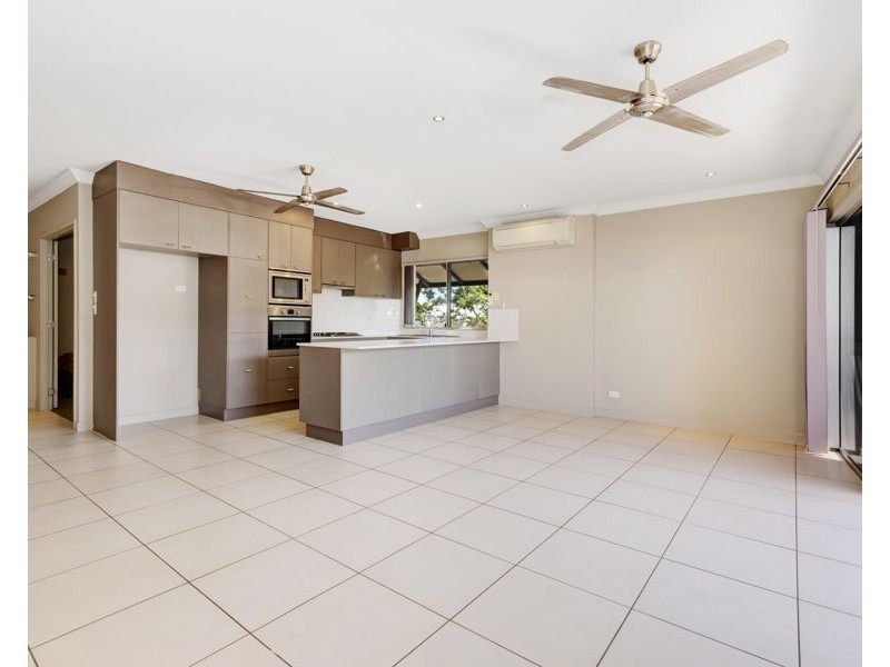 13/88-90 Mitchell Street, North Ward QLD 4810