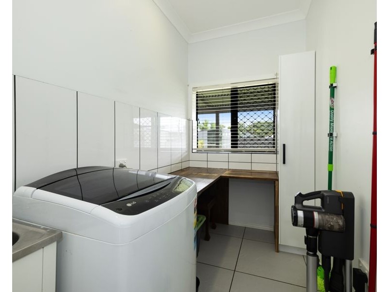 16 Kayleen Court, Burdell QLD 4818