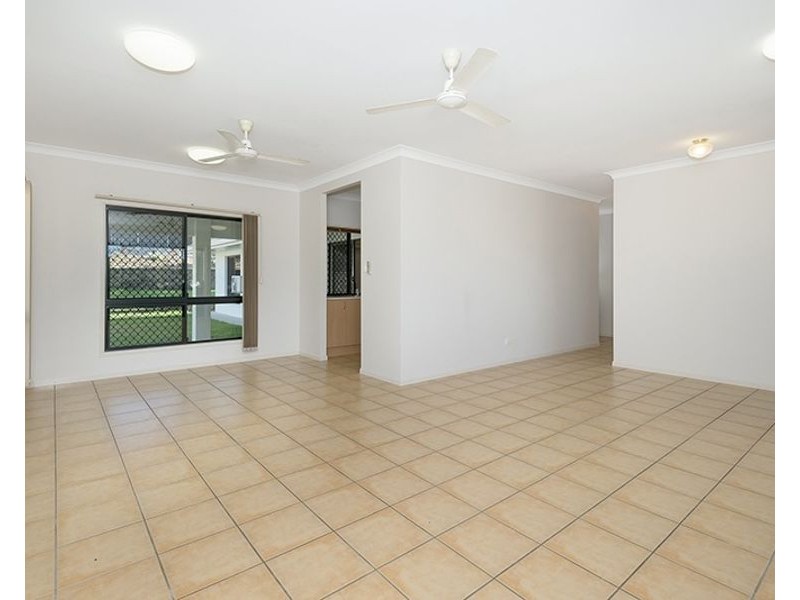 42 Riverbend Drive, Douglas QLD 4814