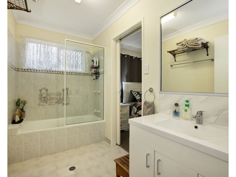 4 Tartan Place, Rasmussen QLD 4815