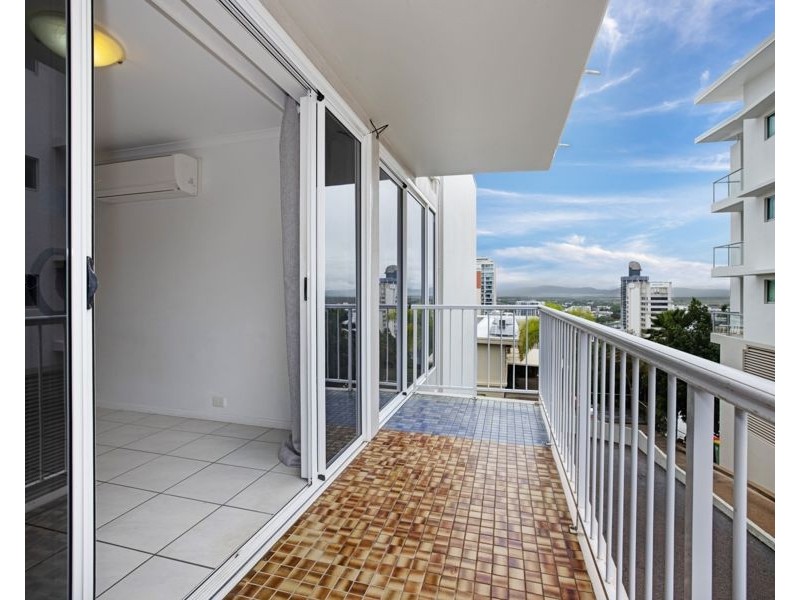 4/6 Hale Street, Townsville City QLD 4810