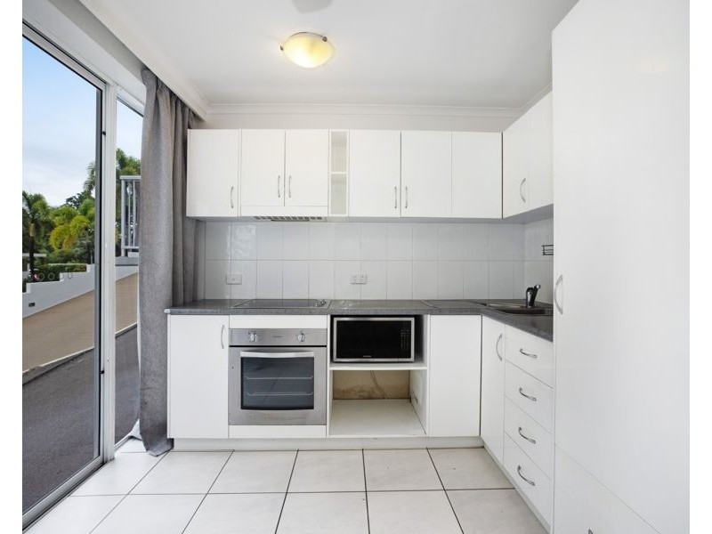 4/6 Hale Street, Townsville City QLD 4810