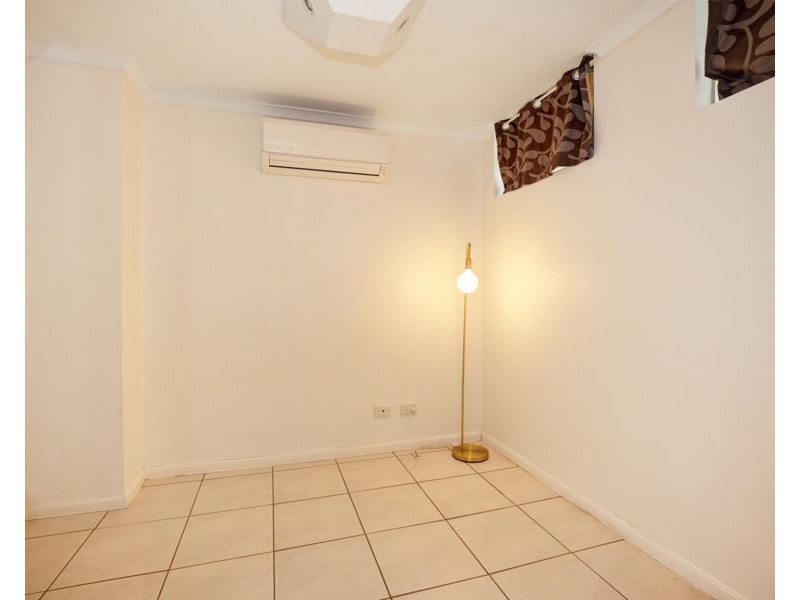 4/6 Hale Street, Townsville City QLD 4810