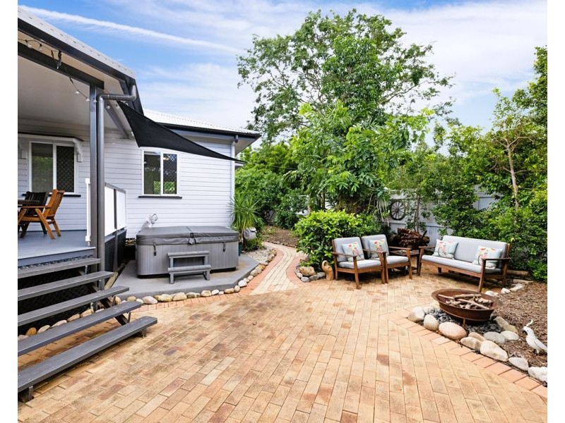 26 Mango Avenue, Mundingburra QLD 4812