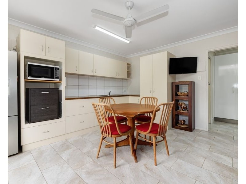 26 Mango Avenue, Mundingburra QLD 4812