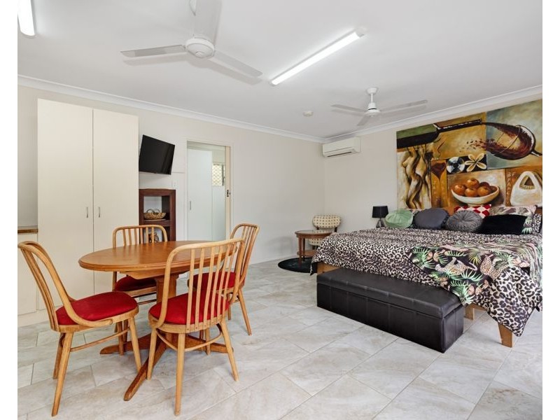 26 Mango Avenue, Mundingburra QLD 4812