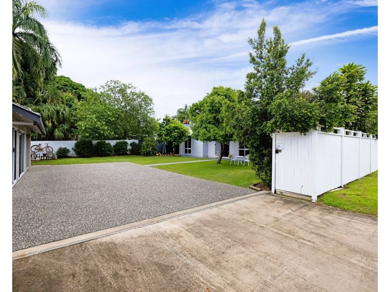 26 Mango Avenue, Mundingburra QLD 4812