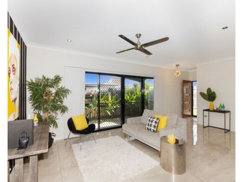 27 Ramsay Street, Garbutt QLD 4814