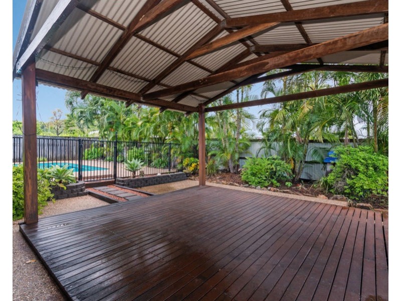 4 Dugong Court, Bushland Beach QLD 4818