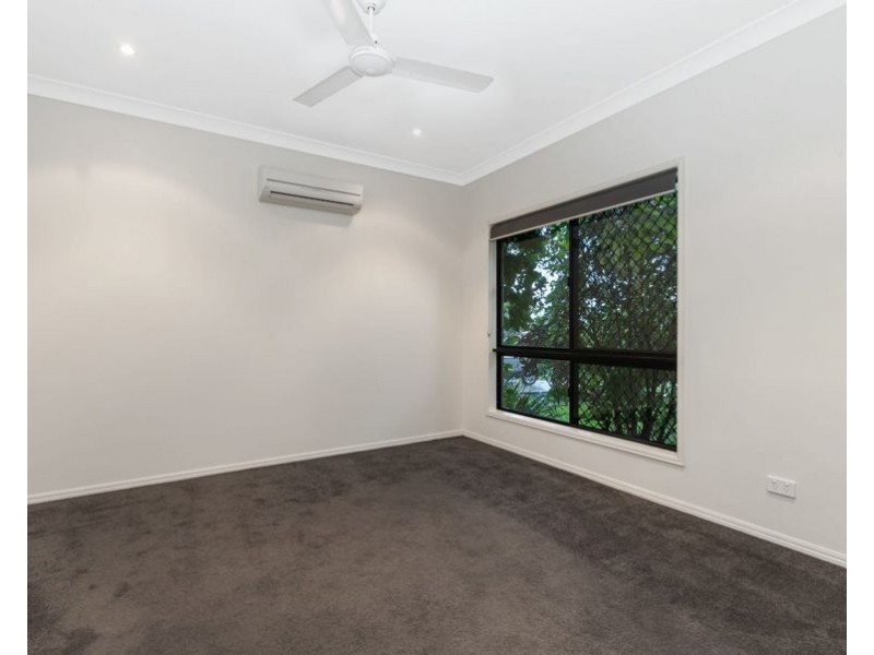 4 Dugong Court, Bushland Beach QLD 4818