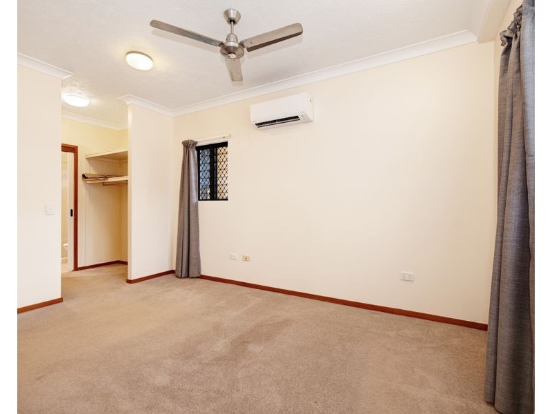 2/60-62 Mitchell Street, North Ward QLD 4810