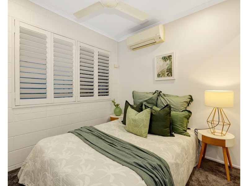 32 Whitsunday Drive, Kirwan QLD 4817