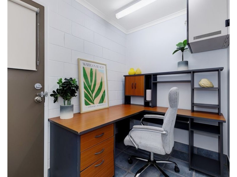 32 Whitsunday Drive, Kirwan QLD 4817