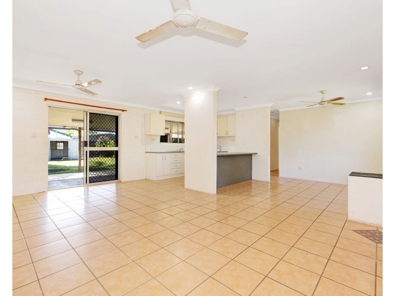 15 Shirleen Crescent, Condon QLD 4815