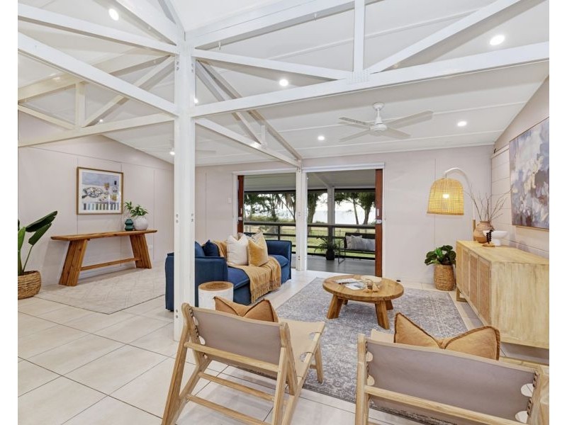 101 Cay Street, Saunders Beach QLD 4818