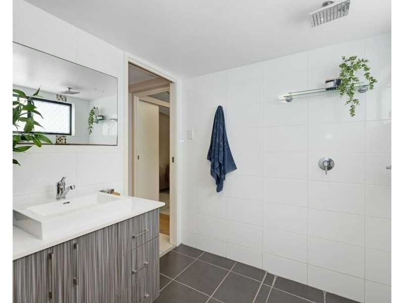101 Cay Street, Saunders Beach QLD 4818