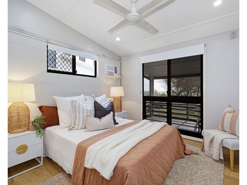 101 Cay Street, Saunders Beach QLD 4818