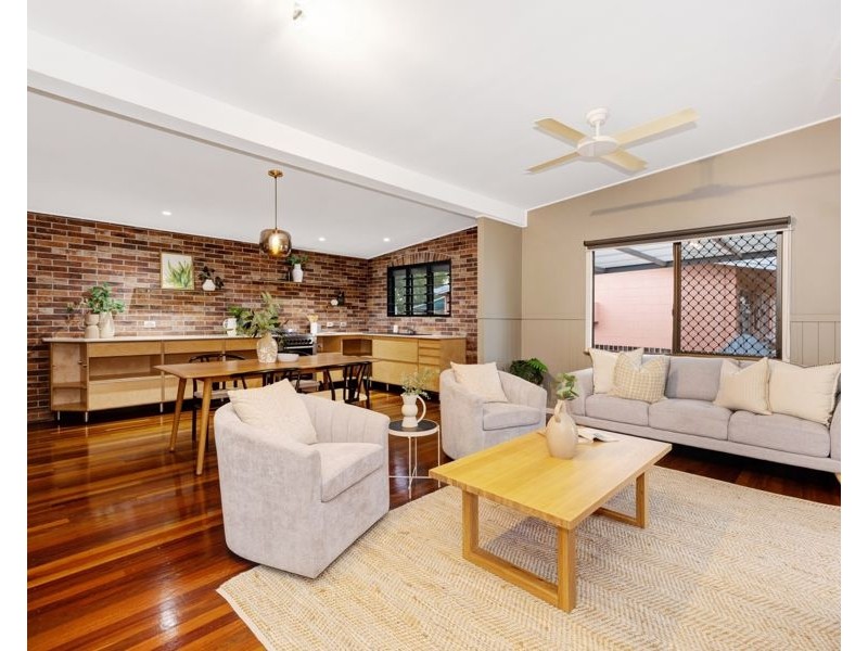 3 Portland Street, Hyde Park QLD 4812