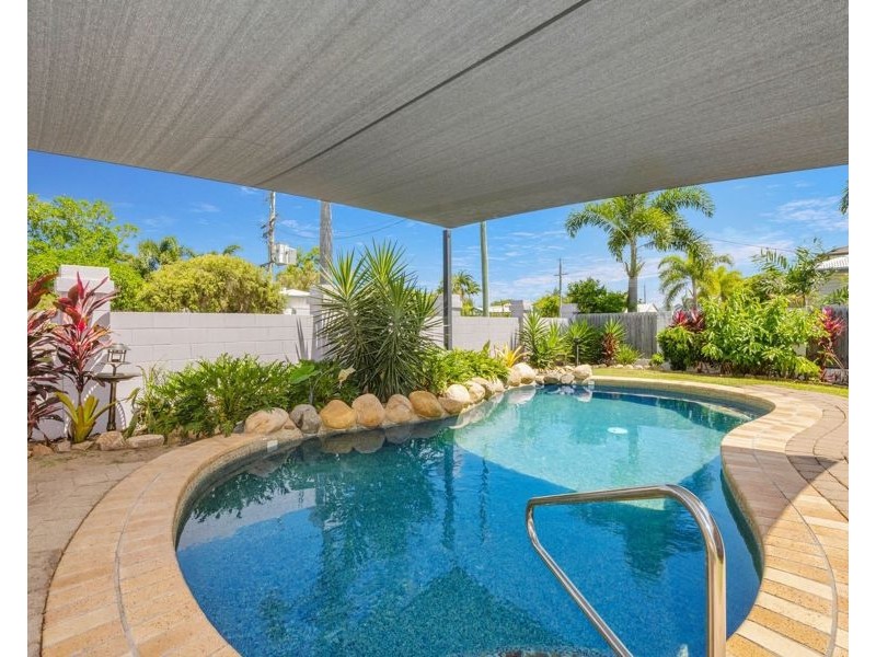 5/28-30 Henry Street, West End QLD 4810