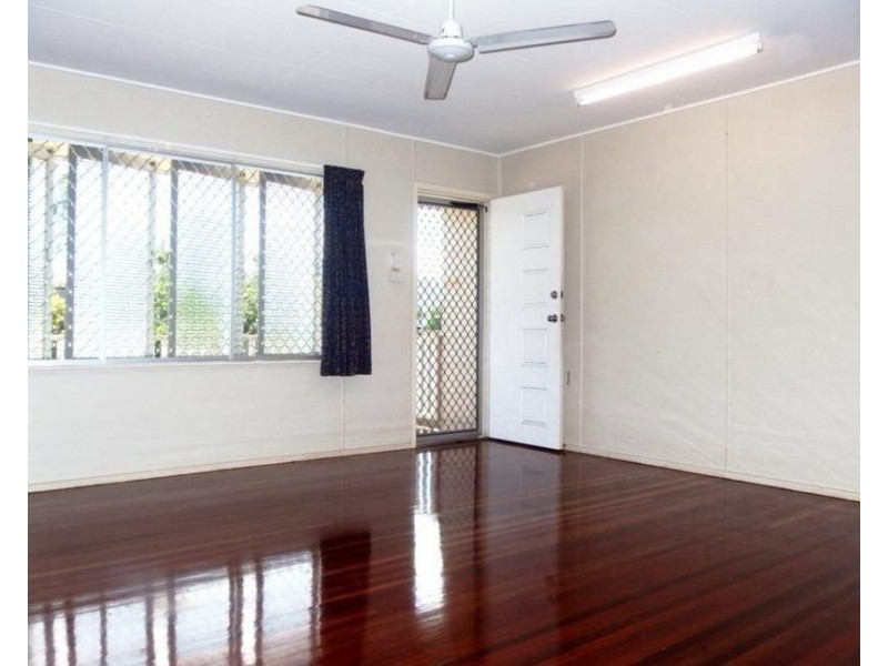 25 Corcoran Street, Currajong QLD 4812