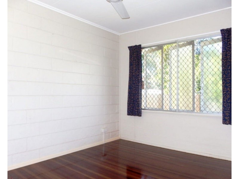 25 Corcoran Street, Currajong QLD 4812