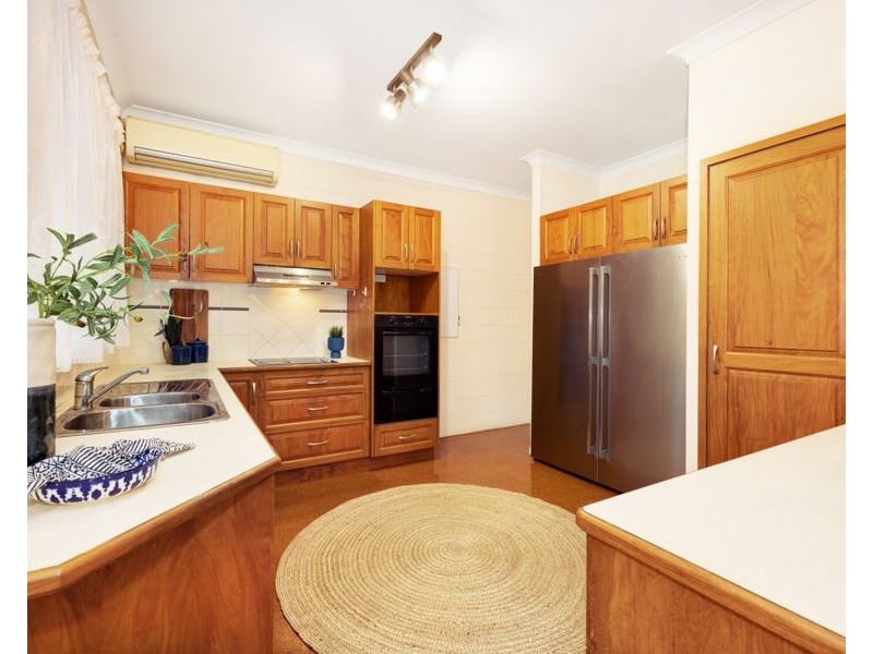 4 Pera Court, Thuringowa Central QLD 4817