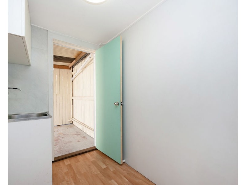 2/12 Knapp Street, Townsville City QLD 4810