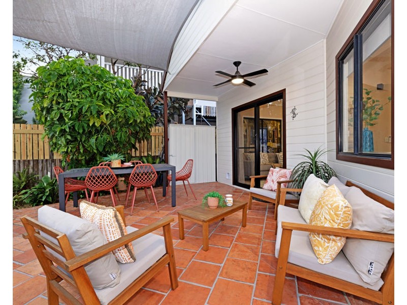 79 Perkins Street, South Townsville QLD 4810