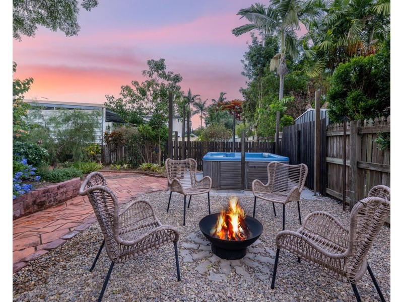 79 Perkins Street, South Townsville QLD 4810