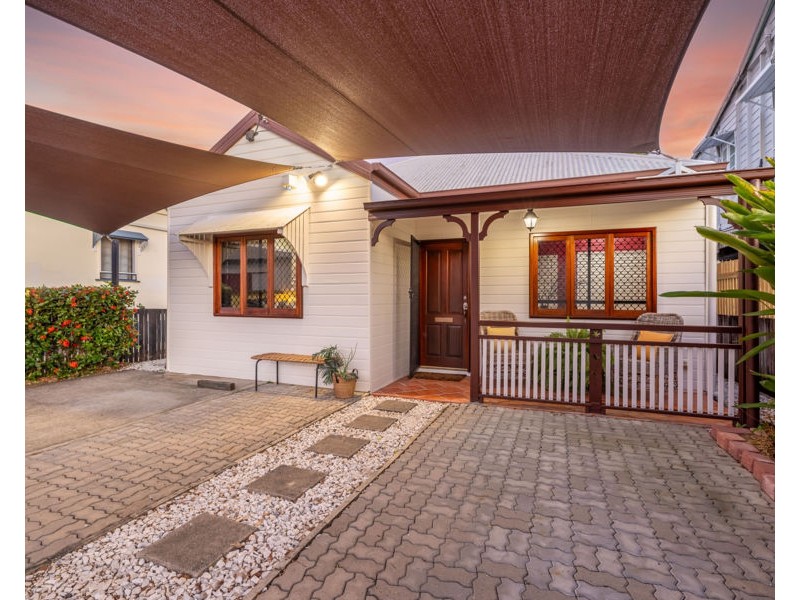 79 Perkins Street, South Townsville QLD 4810