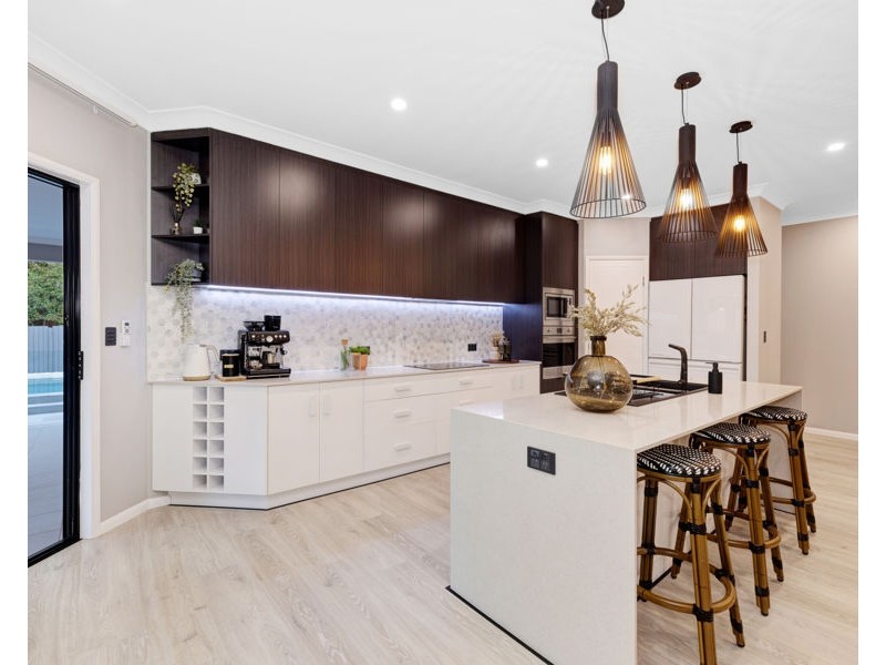 12 Kiandra Place, Mount Louisa QLD 4814