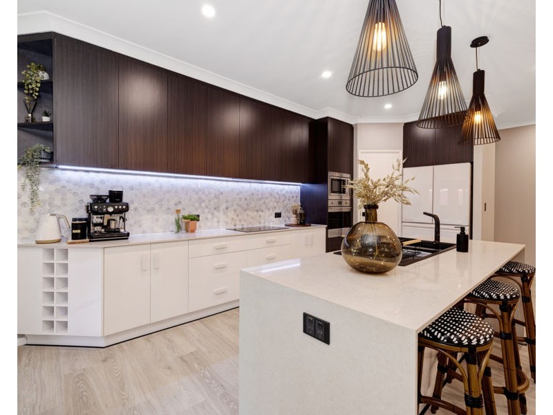 12 Kiandra Place, Mount Louisa QLD 4814