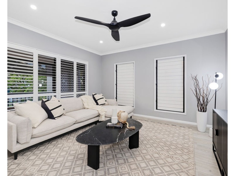 12 Kiandra Place, Mount Louisa QLD 4814