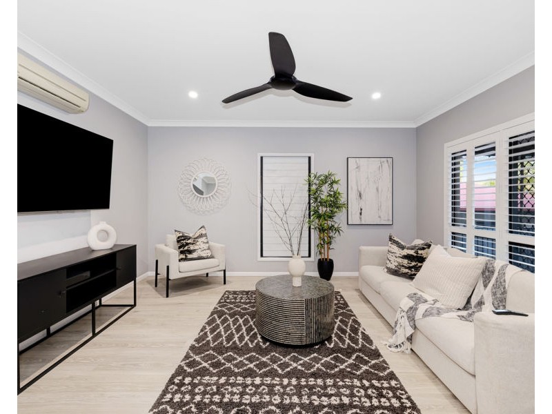 12 Kiandra Place, Mount Louisa QLD 4814