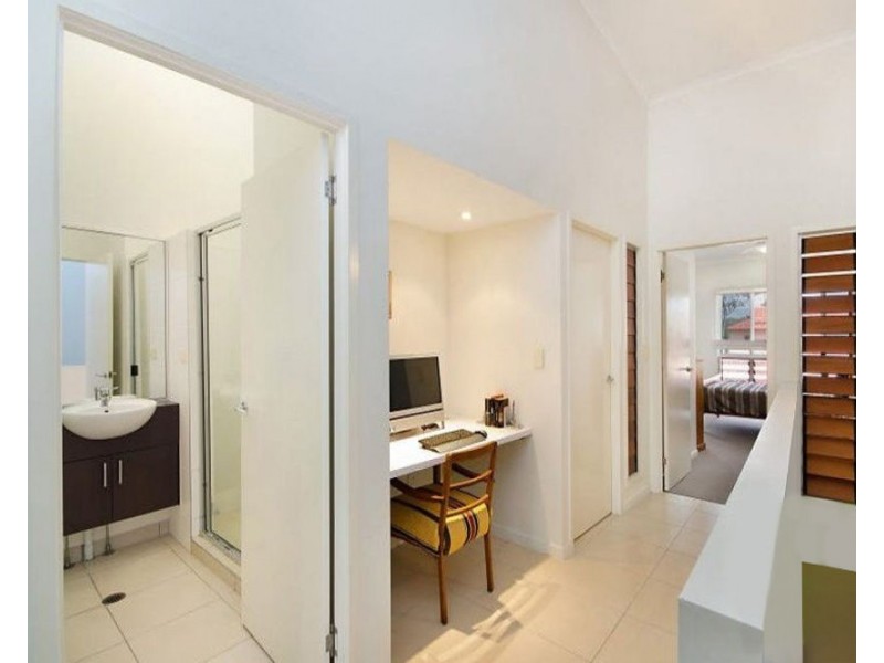 219 Riverside Boulevard, Douglas QLD 4814