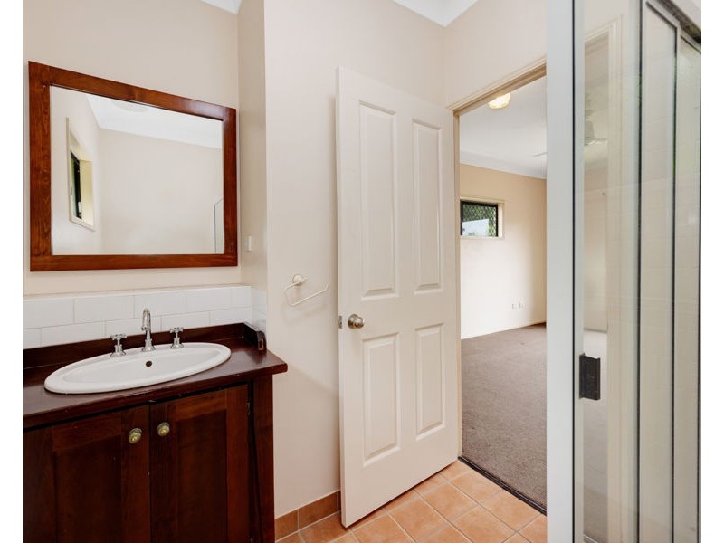 1 Minaret Way, Mount Louisa QLD 4814