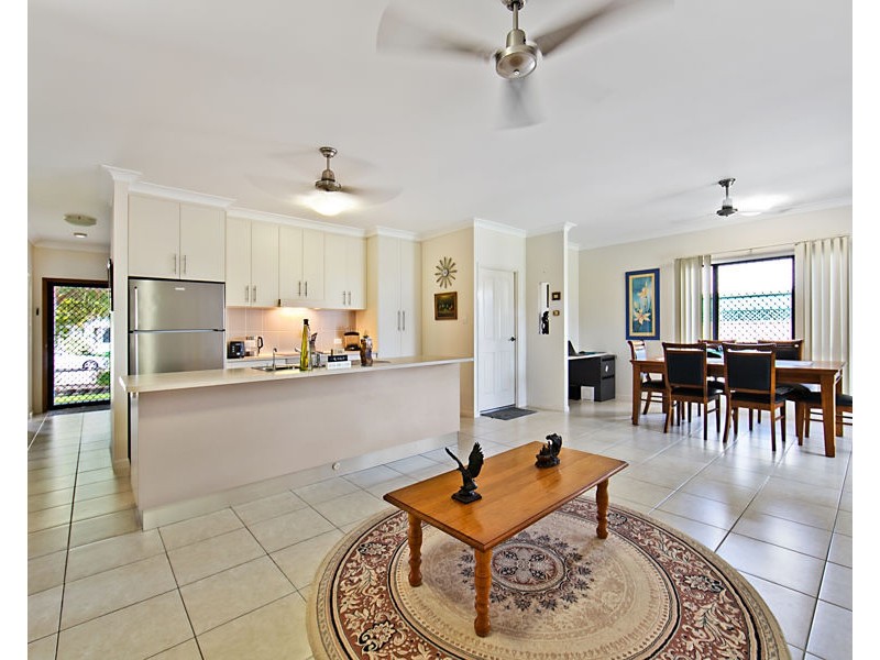 20 Pacific Avenue, Bushland Beach QLD 4818