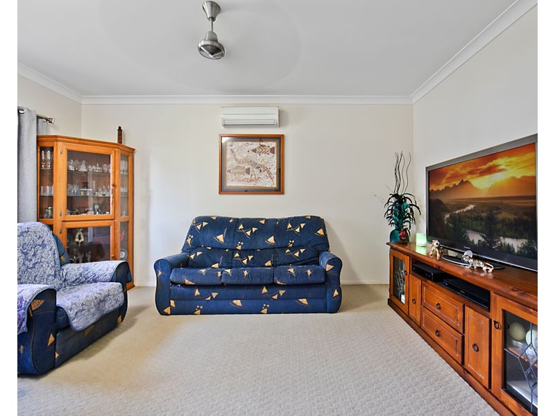 20 Pacific Avenue, Bushland Beach QLD 4818