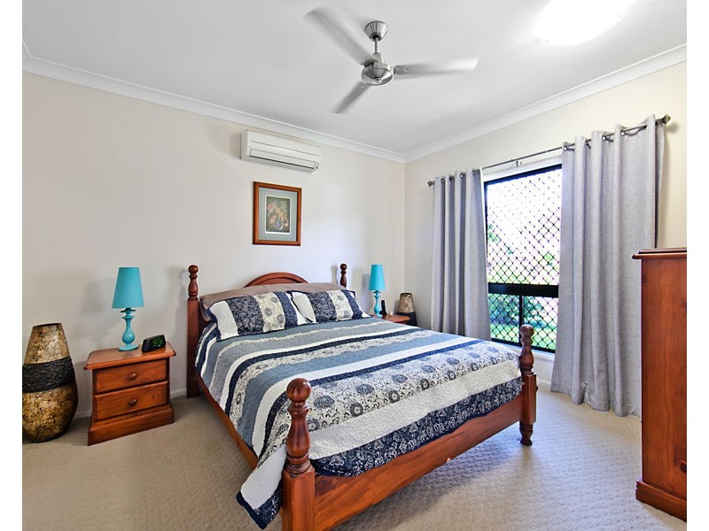20 Pacific Avenue, Bushland Beach QLD 4818
