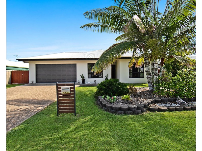 20 Pacific Avenue, Bushland Beach QLD 4818