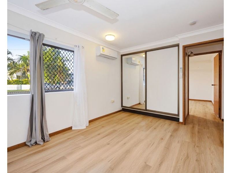 1/8 Goldring Street, Hermit Park QLD 4812