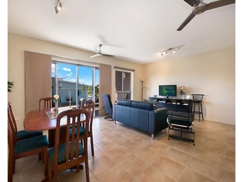 3/237-239 Riverside Boulevard, Douglas QLD 4814