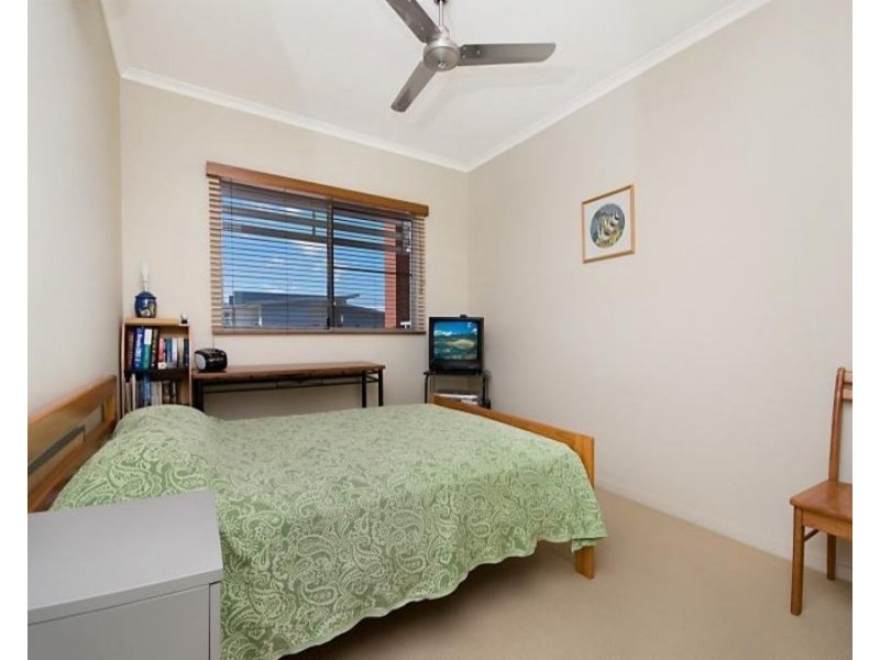 3/237-239 Riverside Boulevard, Douglas QLD 4814