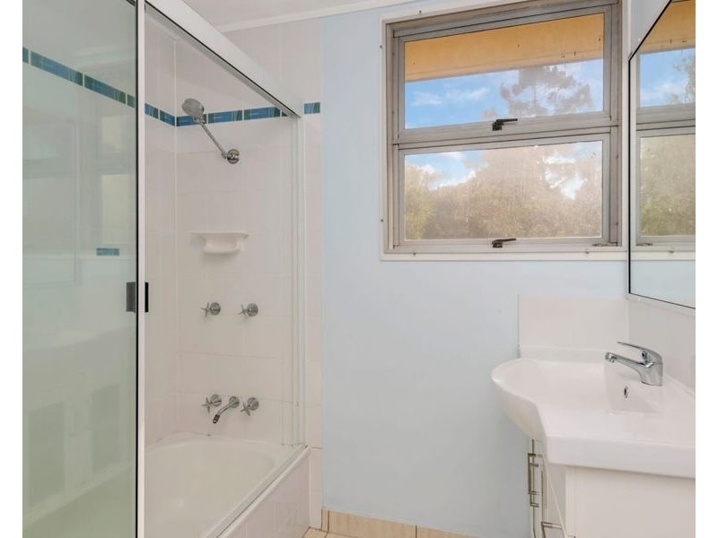 4 Merryl Street, Rasmussen QLD 4815